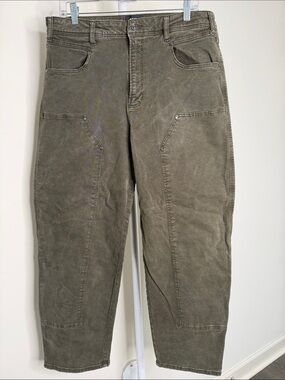 PAIGE Women’s Cargo-Style Pants - Vintage Bayou Green